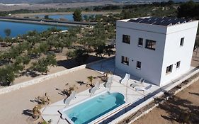 Casita del embalse con encanto
